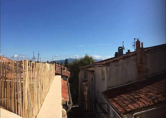Maison De Village Atypique